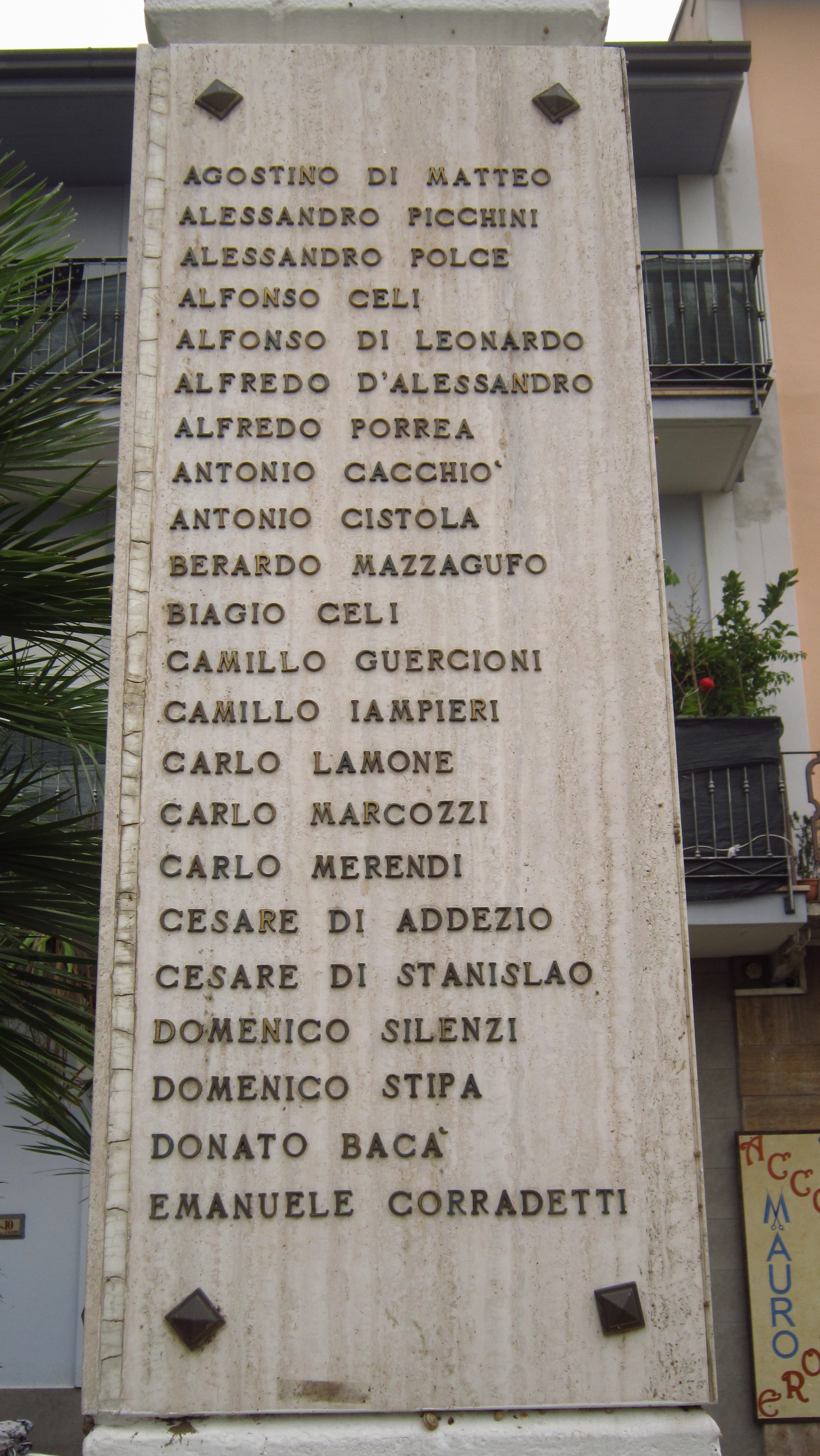 monumento ai caduti - a pilo - ambito abruzzese (ultimo quarto XX)