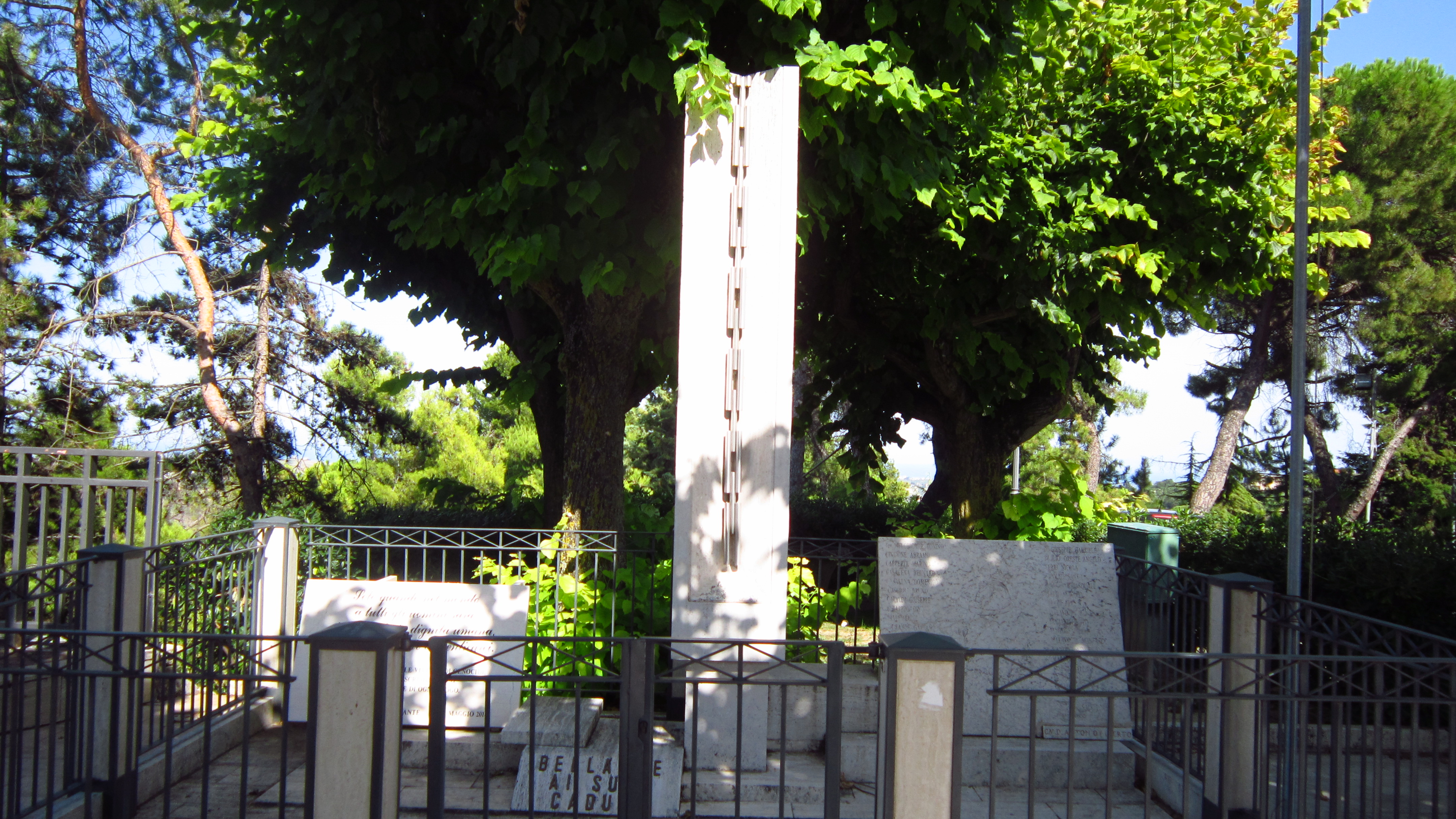 monumento ai caduti - a stele - ambito abruzzese (XXI)