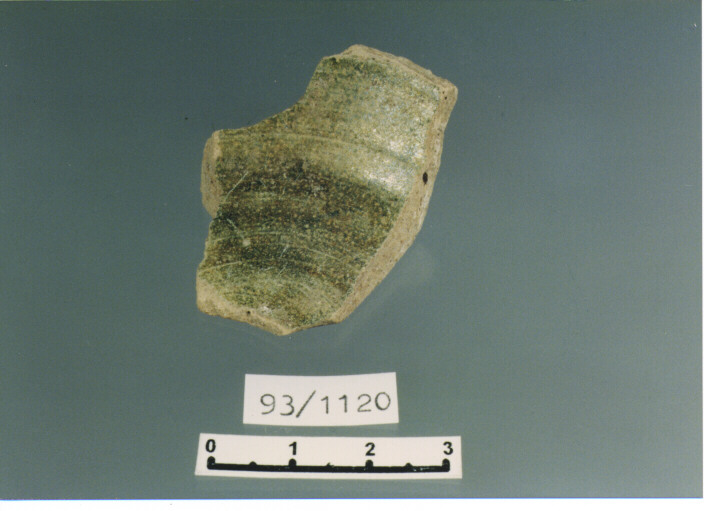 brocca/ fondo - PRODUZIONE ITALIA CENTRO SUD (SECC. XII/ XIII D.C)