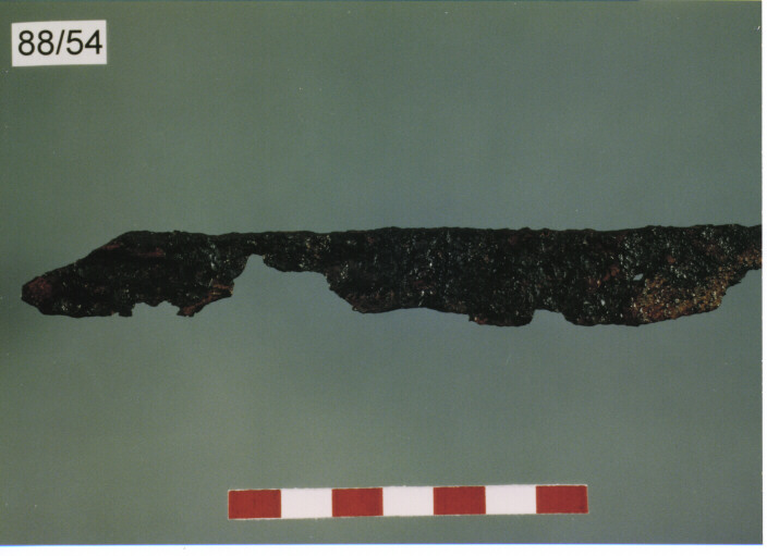 COLTELLO A CODOLO - PRODUZIONE ITALIA CENTRO SUD (SECC.XIII/XIV D.C)