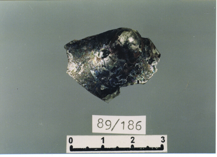 lampada/ frammento - PRODUZIONE ITALIA CENTRO SUD (SECC. XII/ XIV D.C)