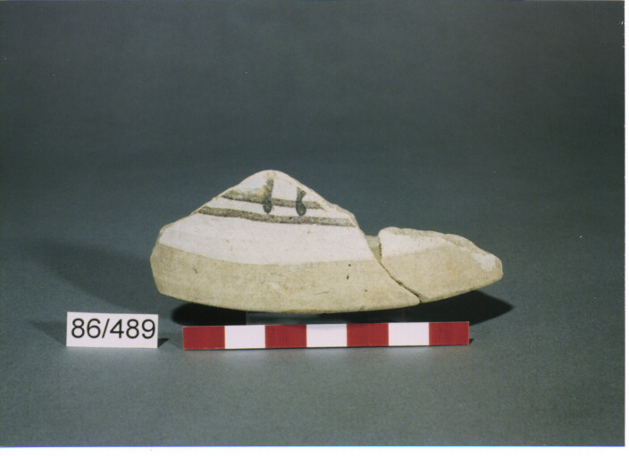 boccale/ fondo - PRODUZIONE ITALIA CENTRO SUD (SECC.XIII/XIV D.C)