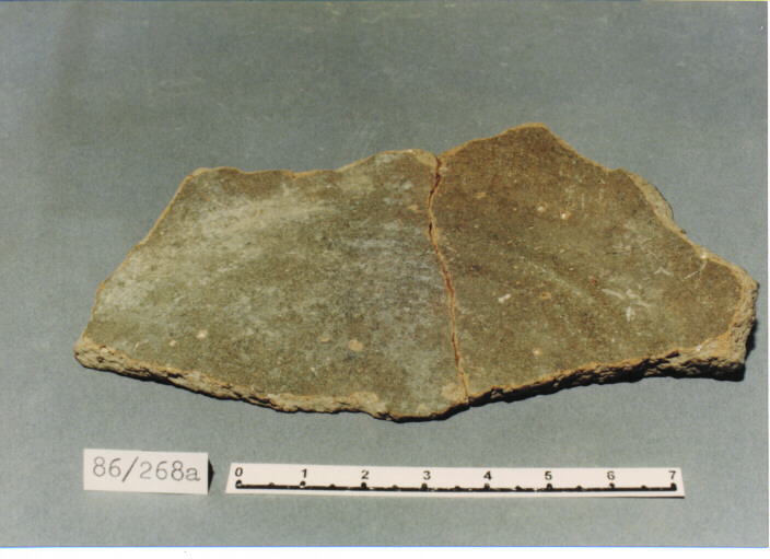 pentola/ fondo - PRODUZIONE ITALIA CENTRO SUD (SECC. XII/ XIII D.C)