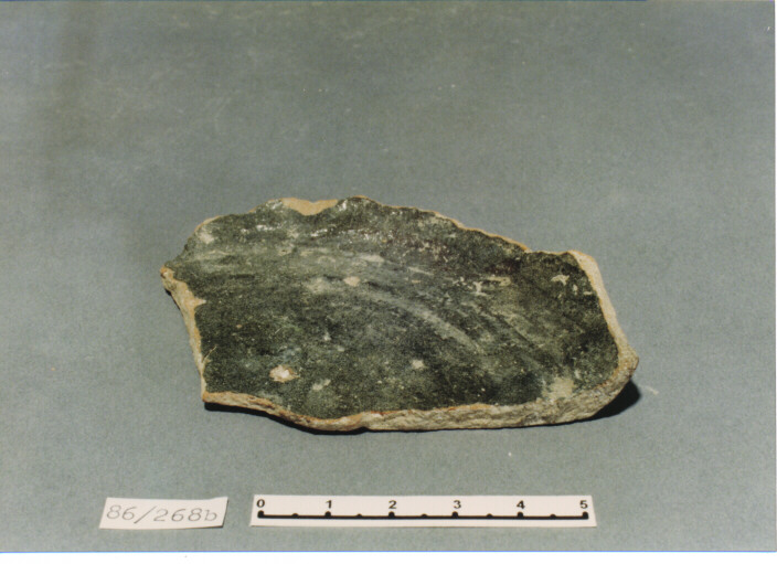 pentola/ fondo - PRODUZIONE ITALIA CENTRO SUD (SECC. XII/ XIII D.C)