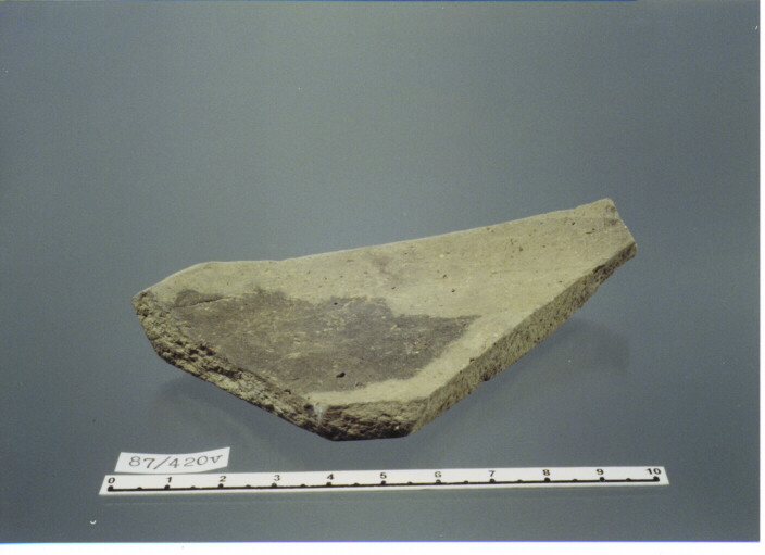 pentola/ fondo - PRODUZIONE ITALIA CENTRO SUD (SECC. XII/ XIII D.C)