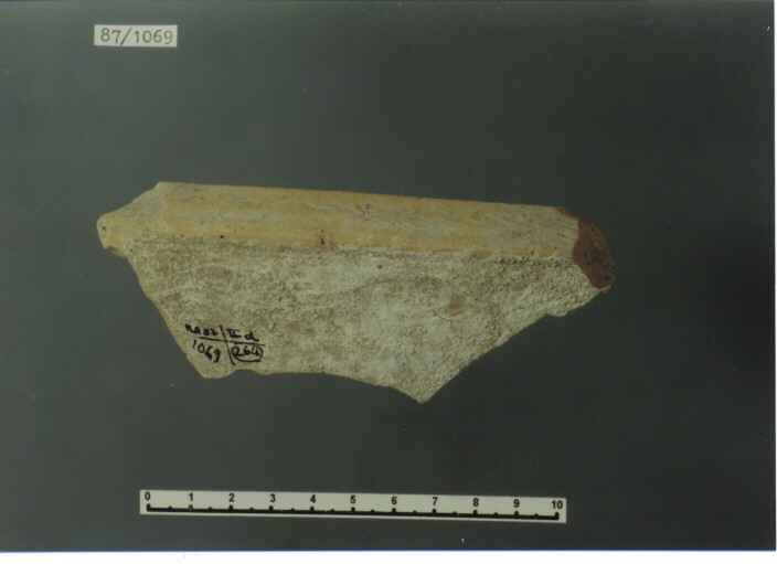 catino/ orlo - PRODUZIONE ITALIA CENTRO SUD (secc. XIV/ XV d.C)