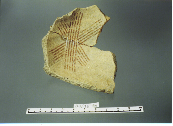 olla/ fondo - PRODUZIONE ITALIA CENTRO SUD (SEC. XIII D.C)