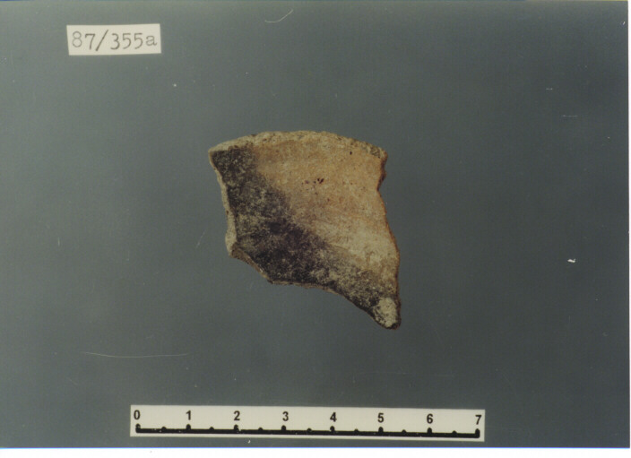 olla/ fondo - PRODUZIONE ITALIA CENTRO SUD (SEC. XIII D.C)