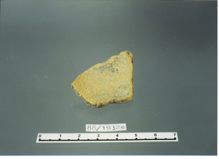 pentola/ fondo - PRODUZIONE ITALIA CENTRO SUD (SECC. XII/ XIII D.C)