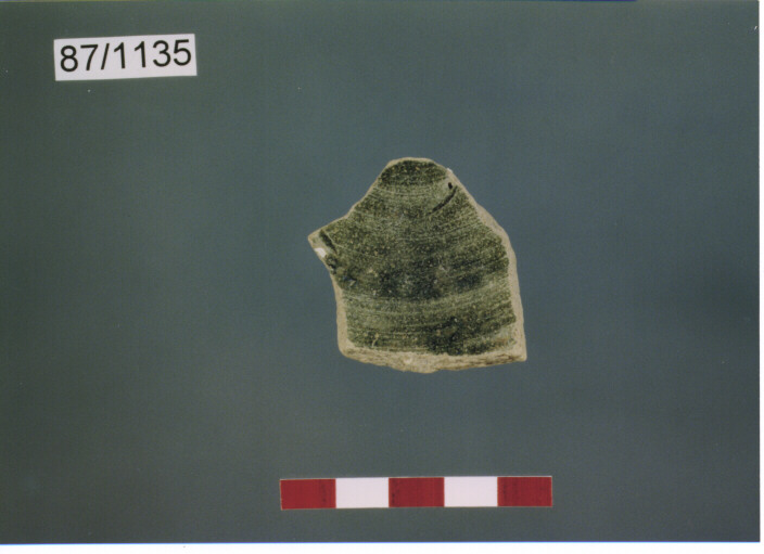 coppa/ fondo - PRODUZIONE ITALIA CENTRO SUD (SECC.XII/XIII D.C)