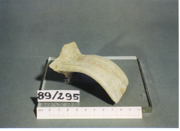 brocca/ orlo - PRODUZIONE ITALIA CENTRO SUD (SECC. XI/XIII D.C)