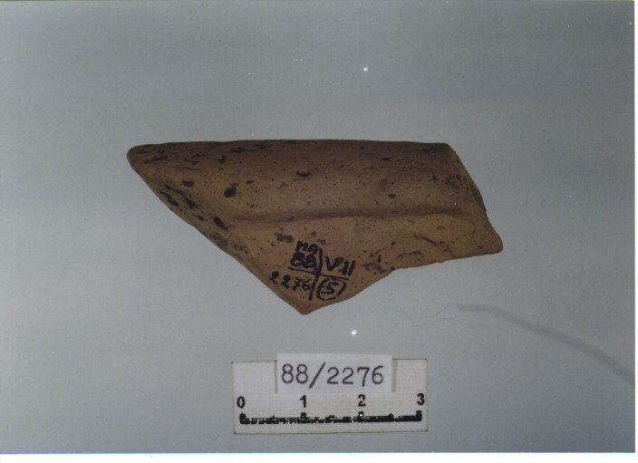 testello da pane/ orlo (SEC. X D.C)