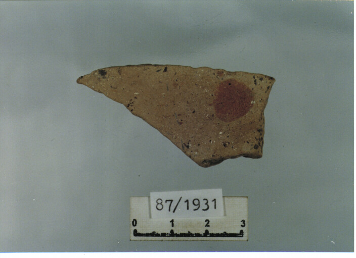 parete (SECC. XI/ XIII D.C)