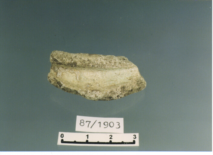 coppa/ fondo - PRODUZIONE ITALIA CENTRO SUD (SECC. XII/ XIII D.C)