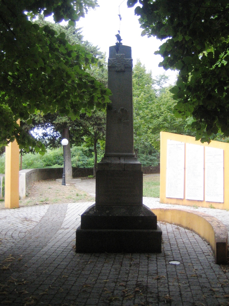 Allegoria della Vittoria come aquila (monumento ai caduti) - ambito lucano (secondo quarto XX sec)