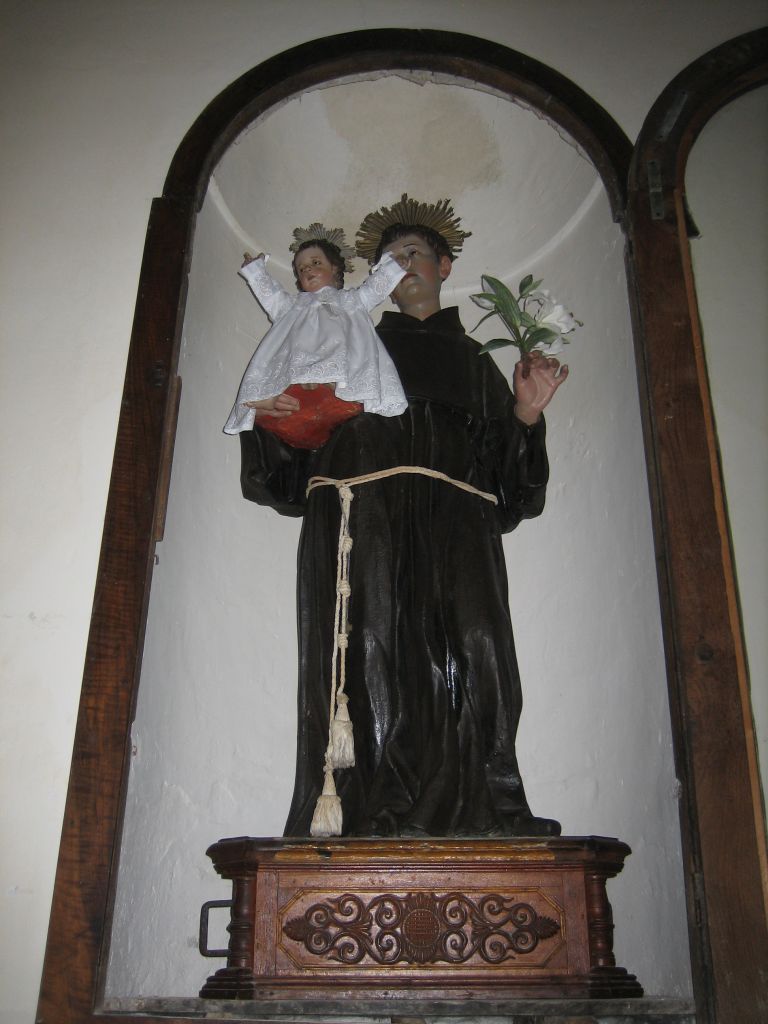 Sant'Antonio da Padova con Gesù Bambino (gruppo scultoreo) di Colombo Giacomo (bottega) (prima metà sec. XVIII)