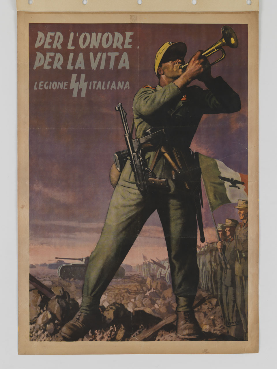 soldato che suona una tromba davanti alle truppe schierate in fila e bandiera della Repubblica Sociale Italiana (manifesto) di Boccasile Gino (sec. XX)