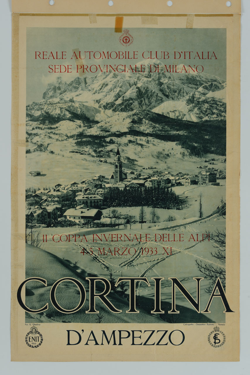 veduta del paese innevato di Cortina d'Ampezzo; sullo sfondo il massiccio delle Tofane (manifesto) di Ghedina Giuseppe (sec. XX)