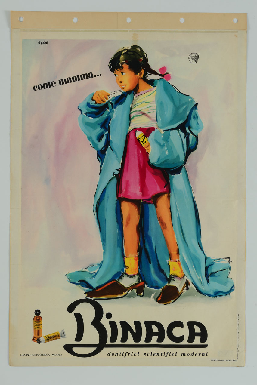 una bambina con l'accappatoio azzurro e le ciabatte marrone della mamma si lava i denti reggendo con la mano sinistra un tubetto di dentifricio; in basso un tubetto di dentifricio e una bottoglia di essenza dentifricia concentrata (manifesto) di Brini Ercole (sec. XX)