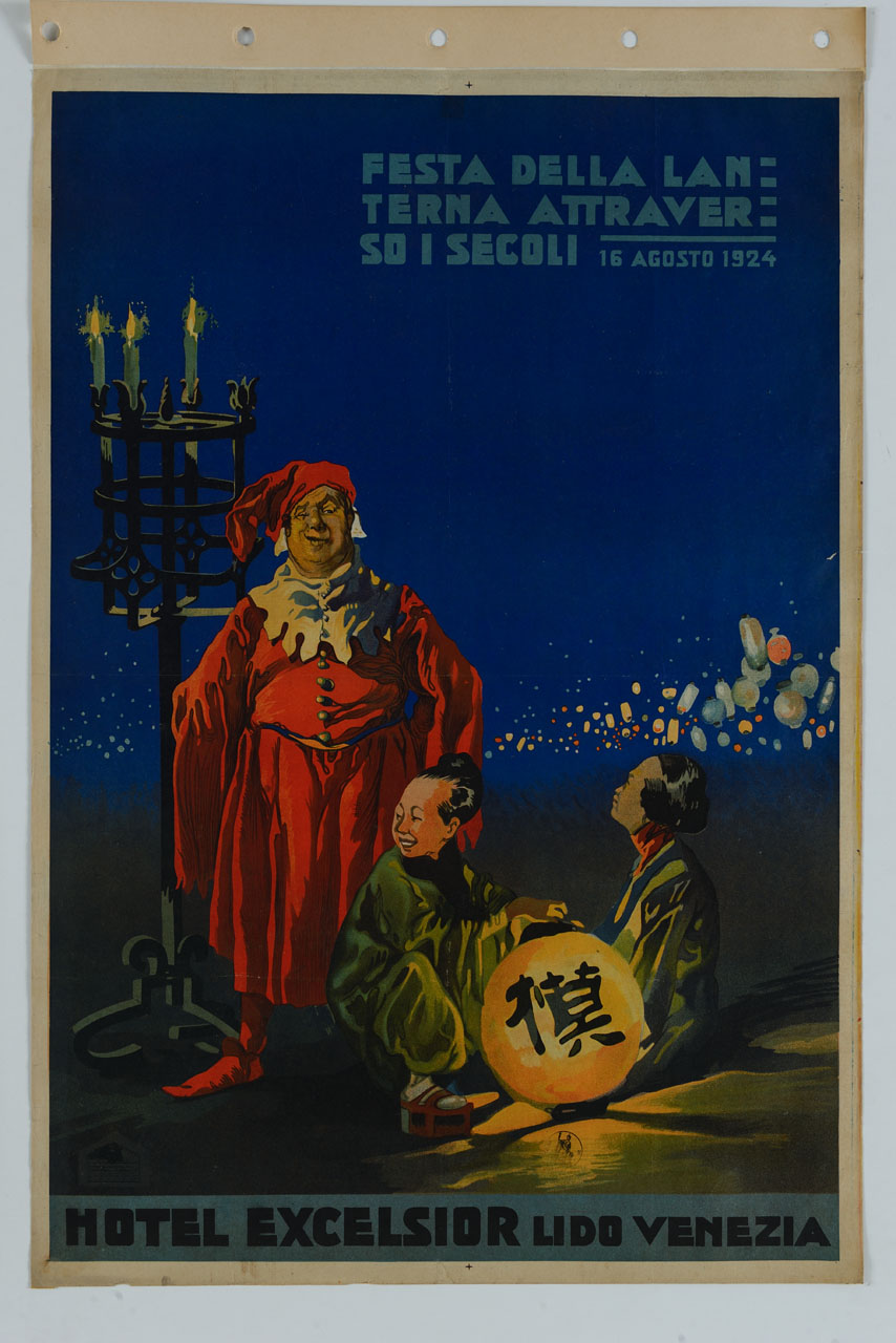 figura maschile in palandrana rossa, appena sveglio accanto a un candelabro si accosta a due figure orientali accucciate vicino a una lanterna con ideogramma (manifesto) - ambito italiano (sec. XX)