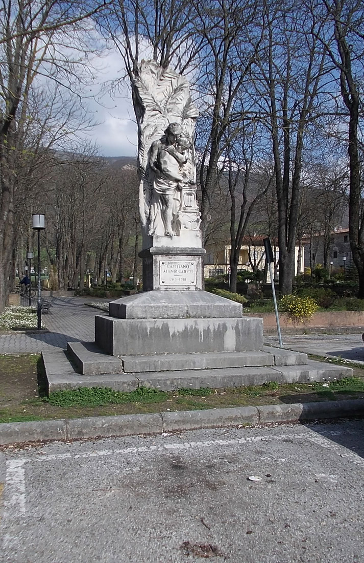 allegoria del soldato come eroe antico (monumento ai caduti) di Gualdesi Siciliano - ambito italiano (secondo quarto XX)