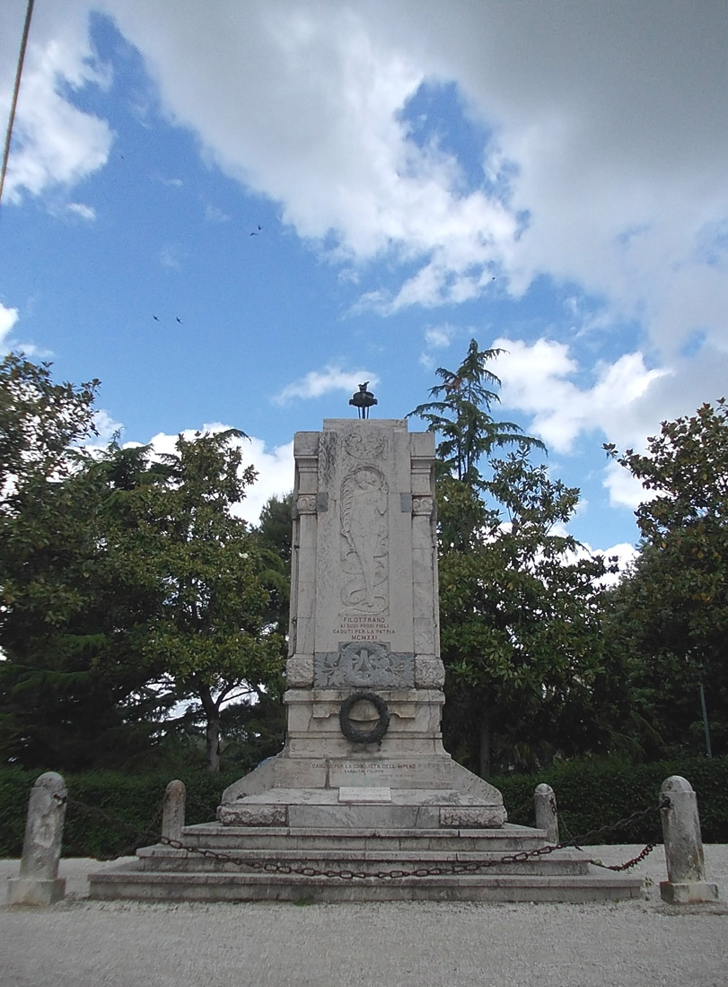 allegoria della Vittoria come donna (monumento ai caduti) - ambito italiano (primo quarto XX)
