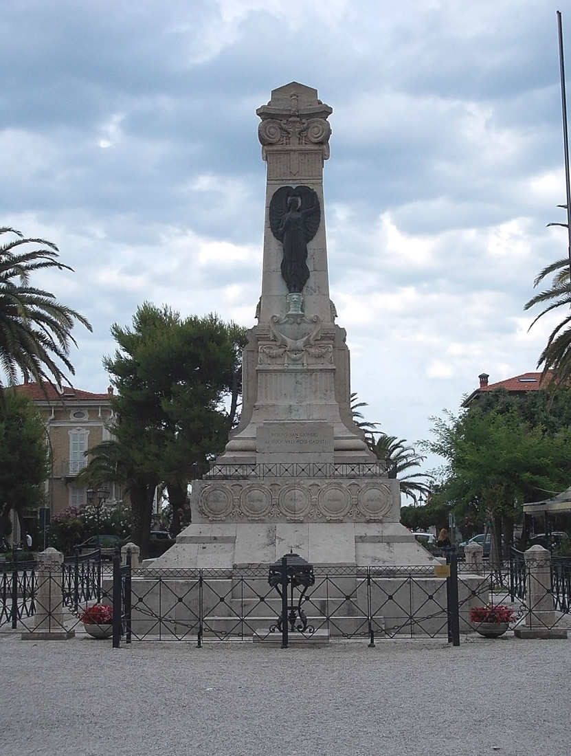 allegoria della Vittoria (monumento ai caduti) di Pilotti Vincenzo - ambito italiano (secondo quarto XX)