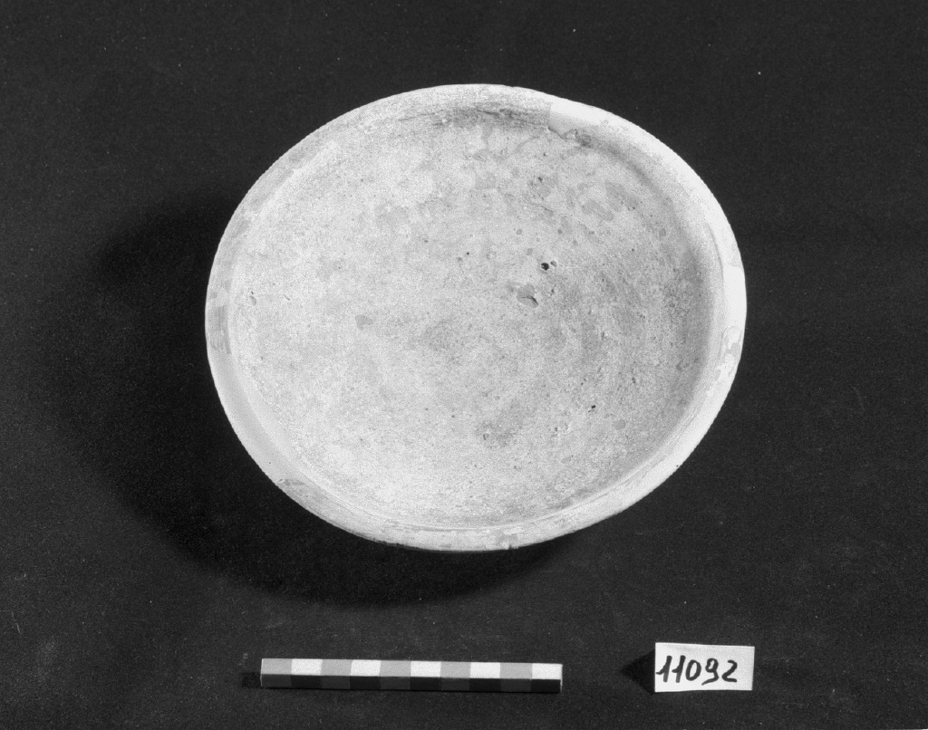 piatto, opera isolata - produzione veneziana (secc. XIII/ XIV)