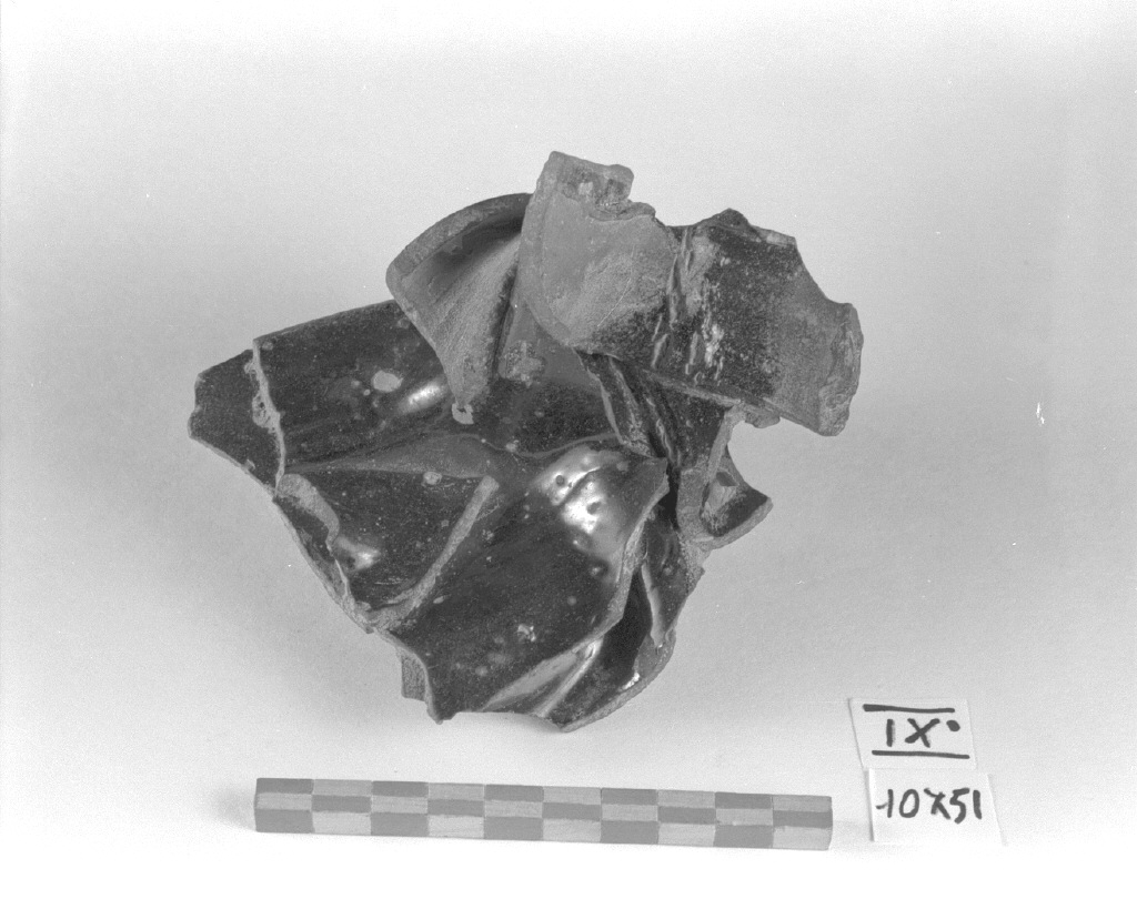 vaso, frammento - produzione veneziana (secc. XV/ XVI)