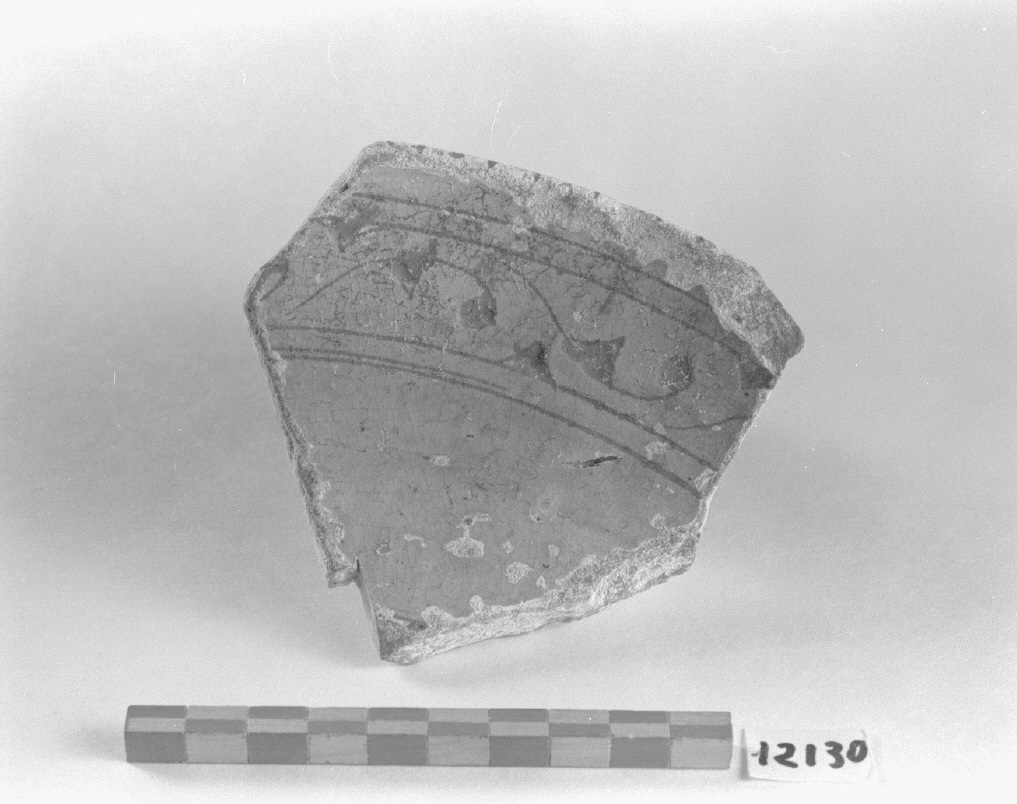 motivi decorativi vegetali (piatto, frammento) - bottega bizantina (sec. XII)
