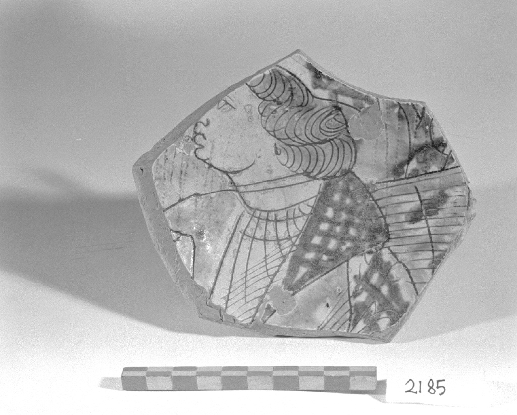 figura maschile (bacino, frammento) - produzione veneziana (prima metà sec. XVI)