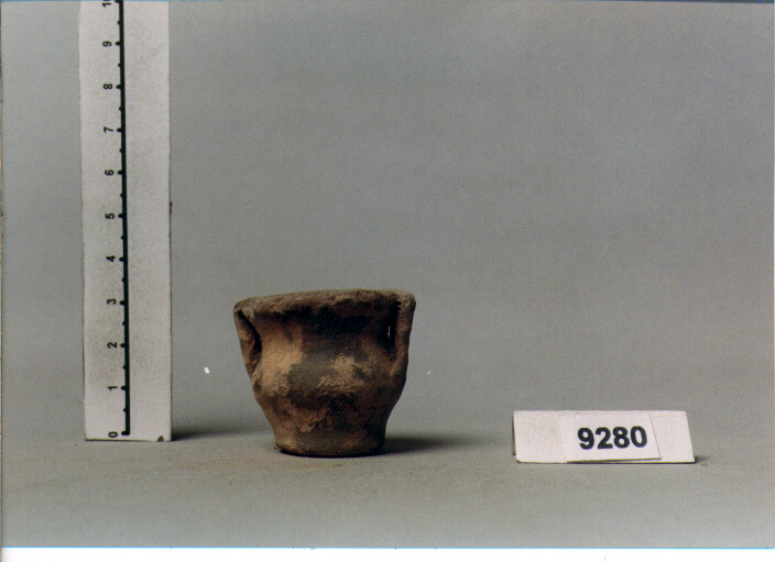 CRATERE A COLONNETTE (SECC. IV/ I A.C)