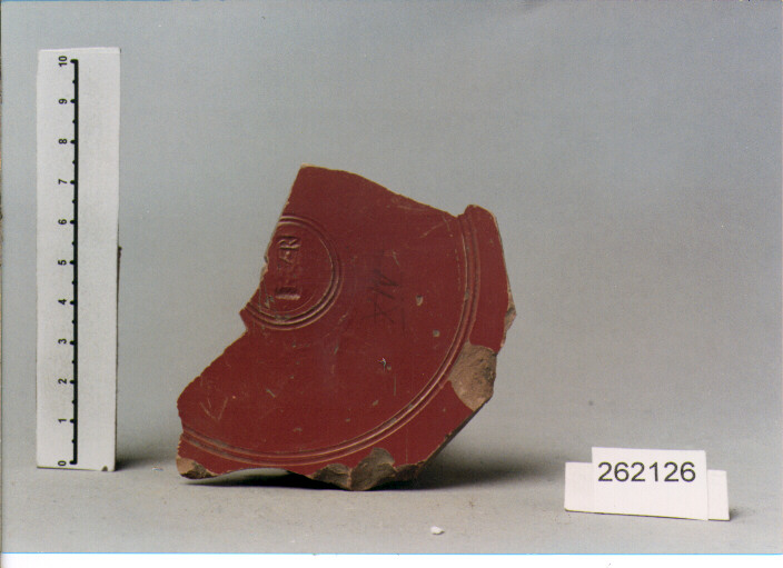 piatto/ fondo (SECC. I A.C./ I D.C)