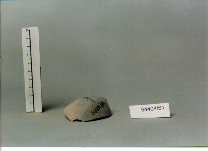 unguentario/ parete (SECC. I/ II D.C)