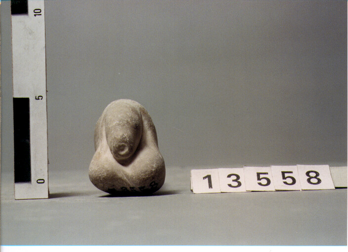 statua/ frammento (SECC. III A.C. / IV D.C)