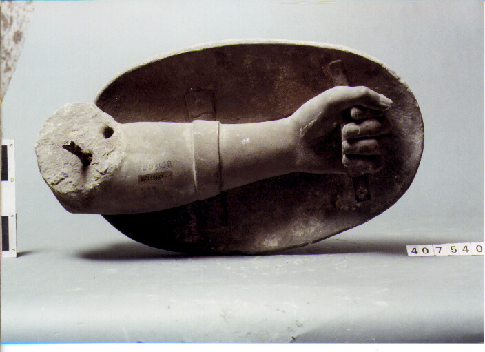 statua/ frammento (SECC. III A.C. / IV D.C)