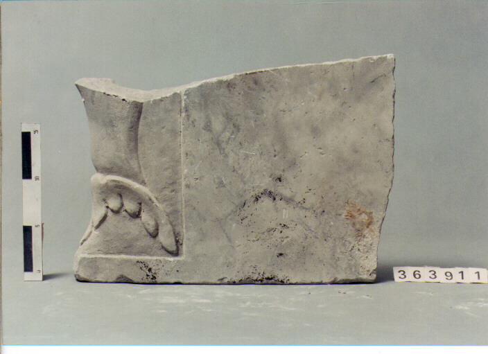 lastra (SECC. III A.C. / IV D.C)