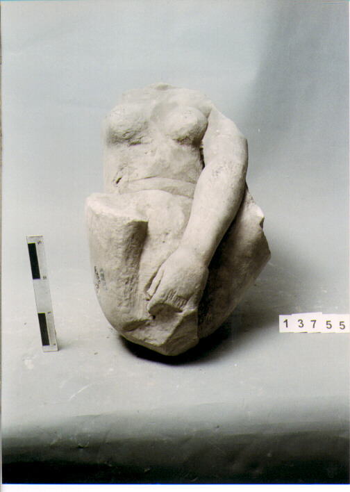 STATUETTA FEMMINILE (SECC. III A.C. / IV D.C)