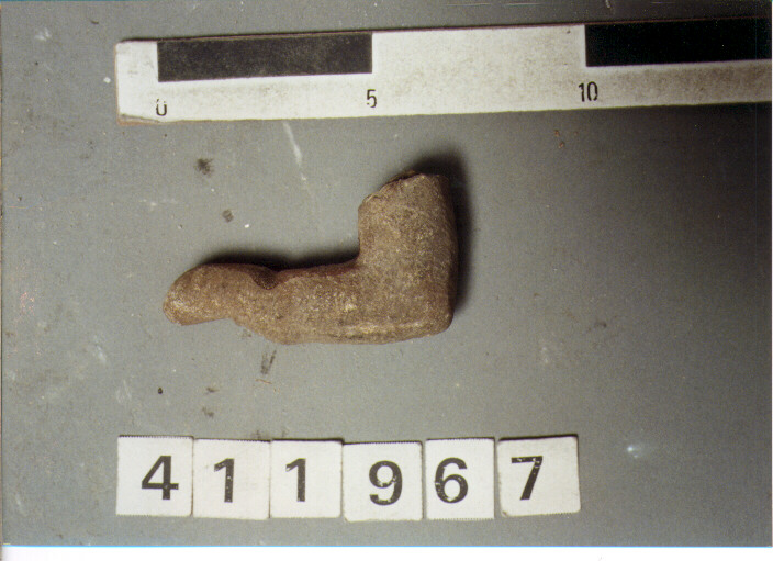 statua/ mano (SECC. III A.C. / IV D.C)