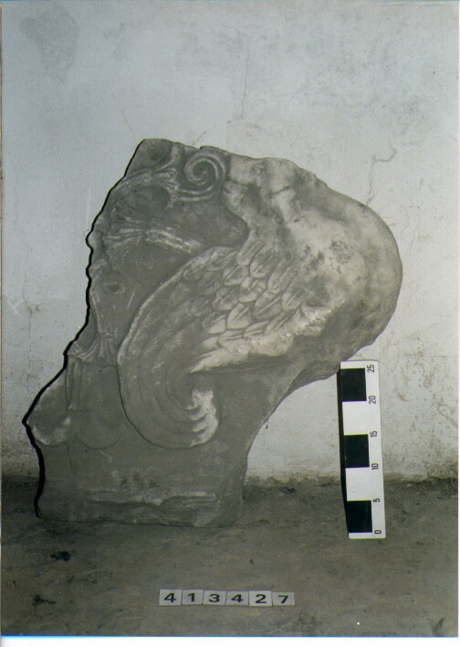 TRAPEZOFORO (SECC. III A.C. / IV D.C)