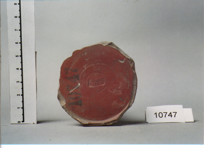 coppetta/ forma parzialmente ricostruibile (SECC. I A.C / I D.C)