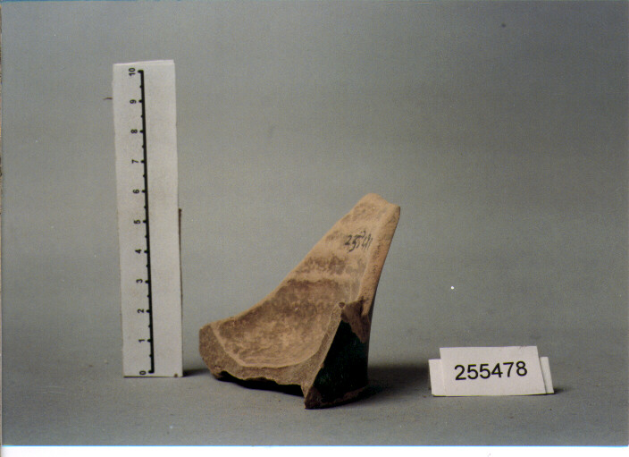 skyphos (secc. IV/ I a.C)