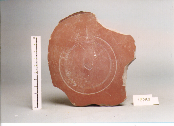 piatto/ fondo (SECC. I A.C./ I D.C)