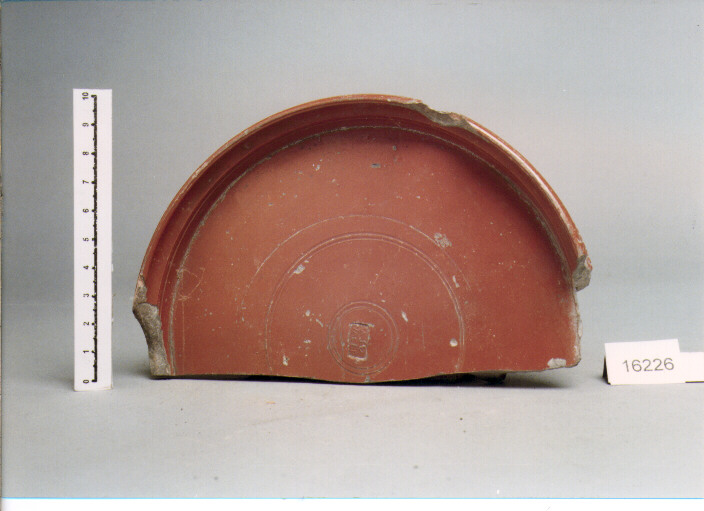 PIATTO/ FORMA RICOSTRUIBILE (SECC. I A.C./ I D.C)