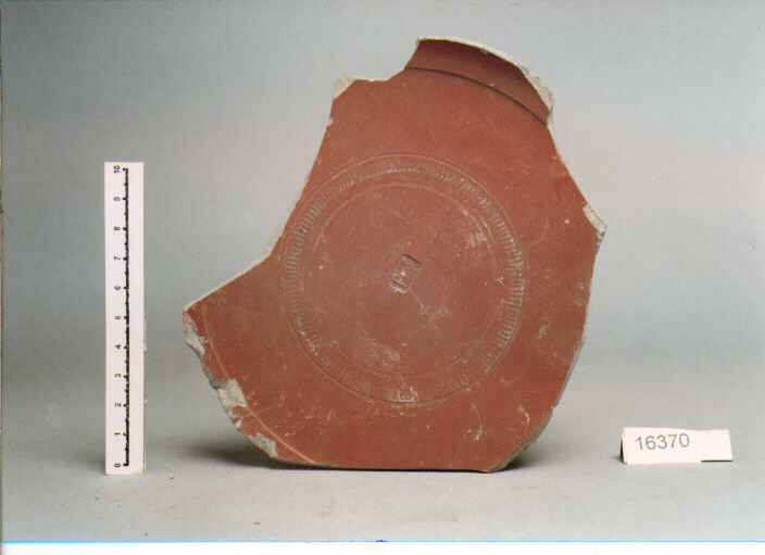 piatto/ fondo (SECC. I A.C./ I D.C)