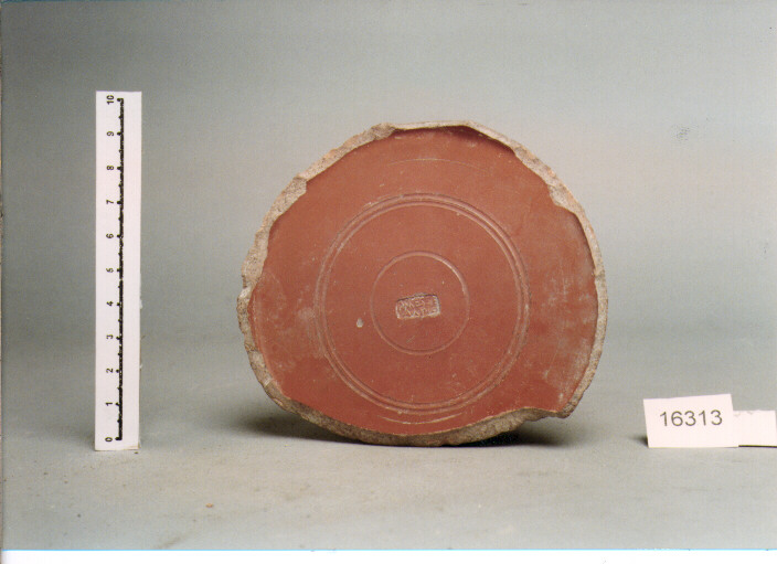 piatto/ fondo (SECC. I A.C./ I D.C)