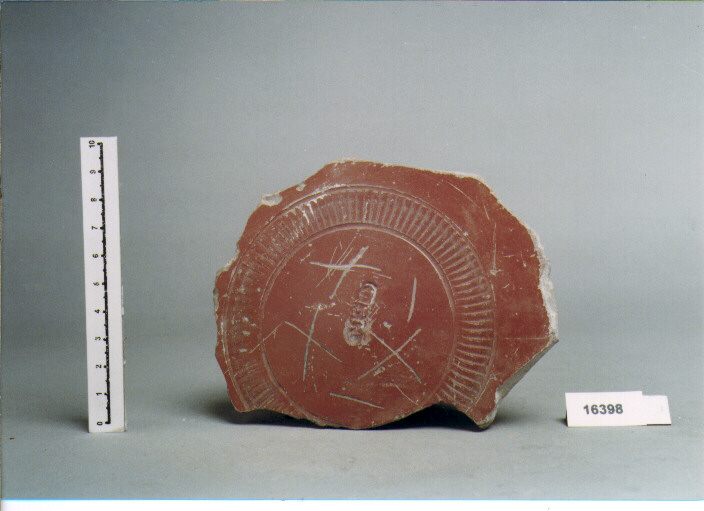 piatto/ fondo (SECC. I A.C./ I D.C)