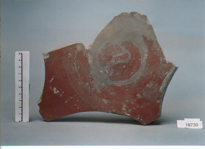 piatto/ fondo (SECC. I A.C./ I D.C)