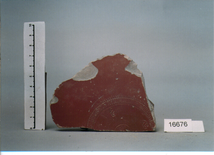 piatto/ fondo (SECC. I A.C./ I D.C)