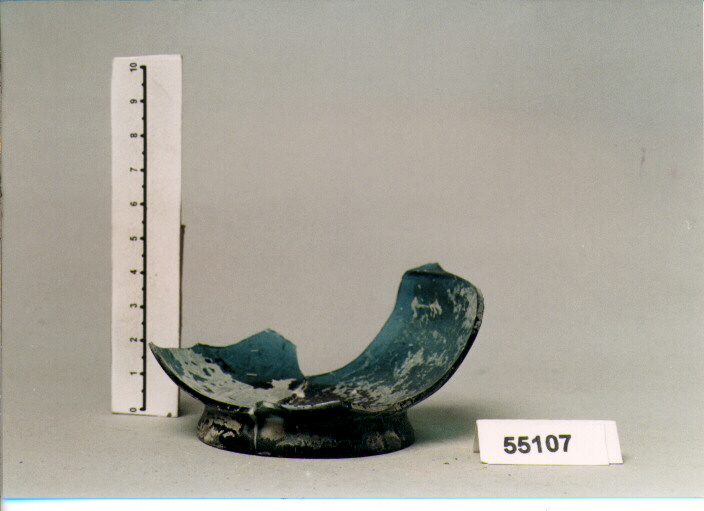 coppa/ forma parzialmente ricostruibile (SECC. I A.C./ III D.C)